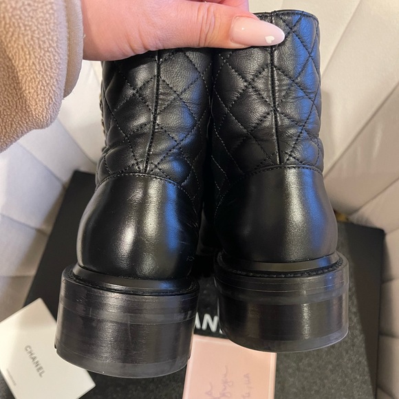 SOLD Chanel Brave Boot - Black CC size 38 - Picture 9 of 14